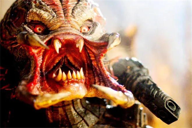 38年历史的科幻动作大片 《铁血战士》复活了?