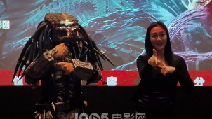 铁血战士惊现影院跳sugar 来看看影迷的教学成果