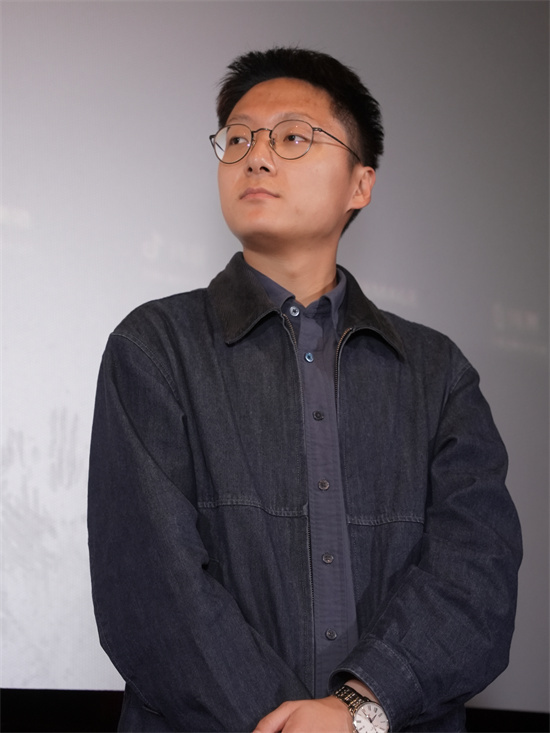 《阿勒泰情画》亮相金鸡 田壮壮称赞青年导演电影