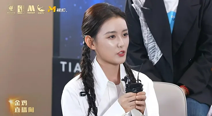 蓝靛染与AI共织,非遗在数字时代重获新生