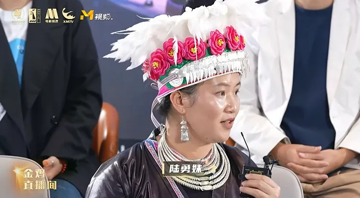 蓝靛染与AI共织,非遗在数字时代重获新生