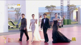 蓝羽、邓超、苏有朋、倪妮亮相第38届金鸡奖颁奖礼入场仪式