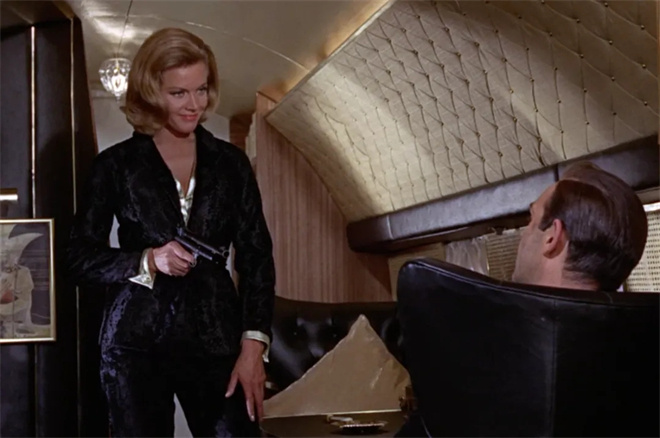 ​与007相爱相杀六十余载，谁是最耀眼“邦女郎”