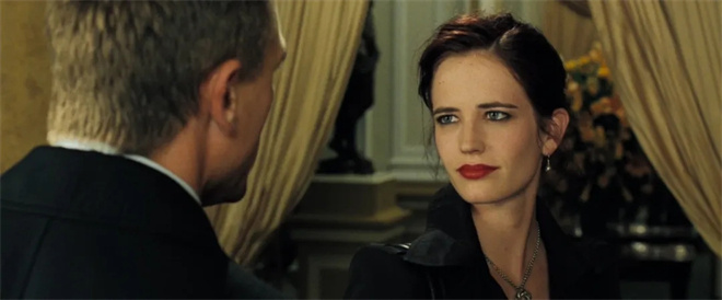 ​与007相爱相杀六十余载，谁是最耀眼“邦女郎”