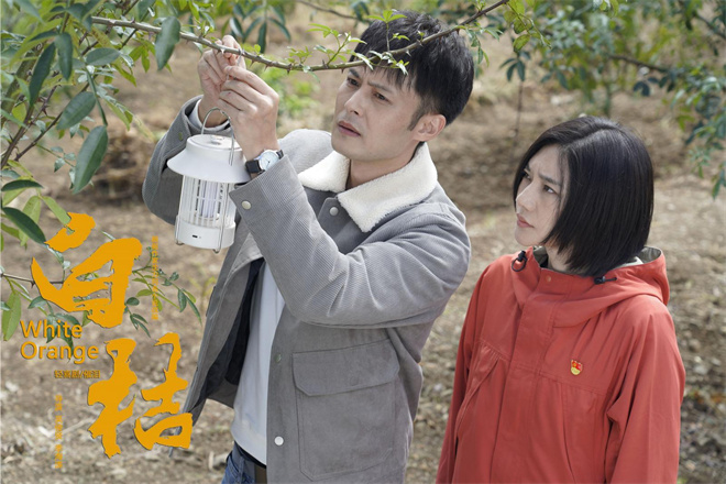 滚烫热血书写时代——昭阳区融媒体中心记者虎伶俐专访《白桔》作者沈力