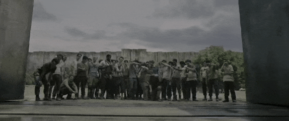 当生活成为24小时直播的“真人秀”，你会怎么做?