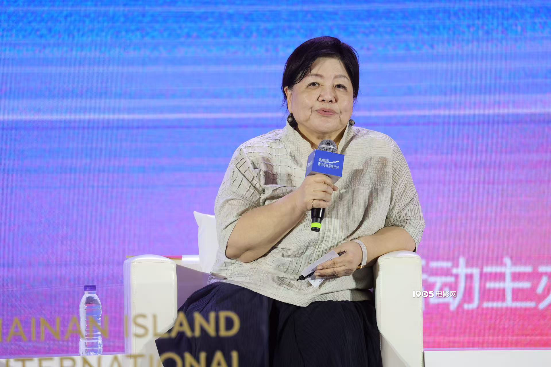 海纳圆桌论坛:焦雄屏李媛等为青年导演建言献策