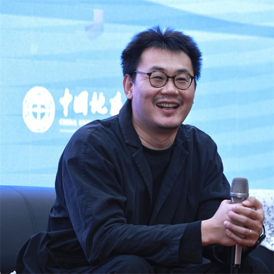 2025“冬暖”主题展映暨艺术电影创作交流会举行