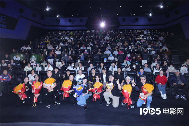 《岁岁平安》首映 段奥娟:自身经历和岁岁有共鸣