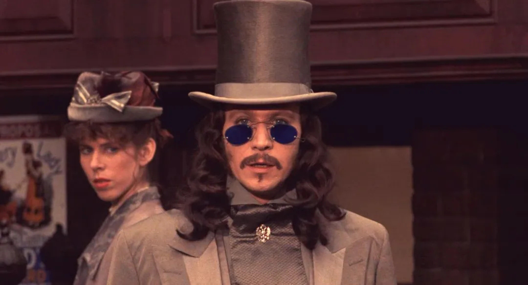 《得闲谨制》与《至暗时刻》:关于决断的两种叙事