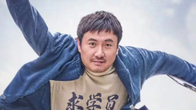 《飞驰人生3》官宣定档2026年春节 老友回归新人加入