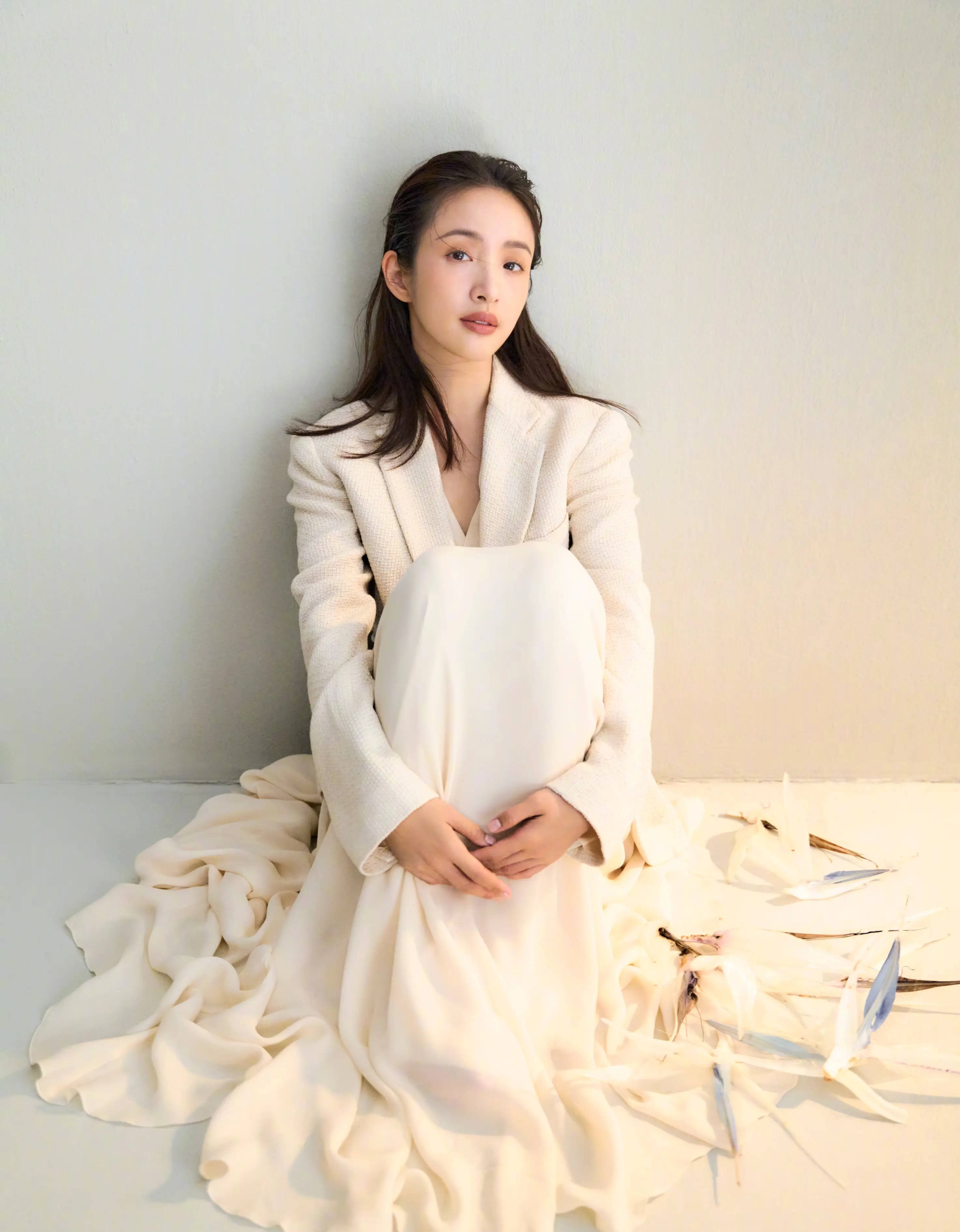 林依晨生二胎后首晒宝宝小手：与大家分享迎接新生命的喜悦