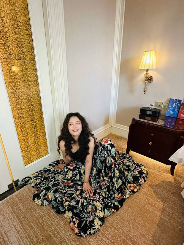 馬思純氣質(zhì)隨性瀟灑。