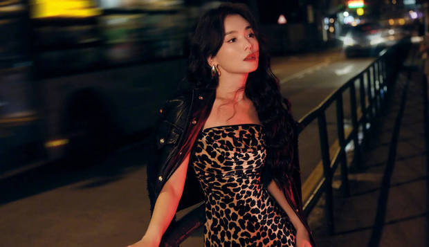 劉濤秒變氛圍感女神。