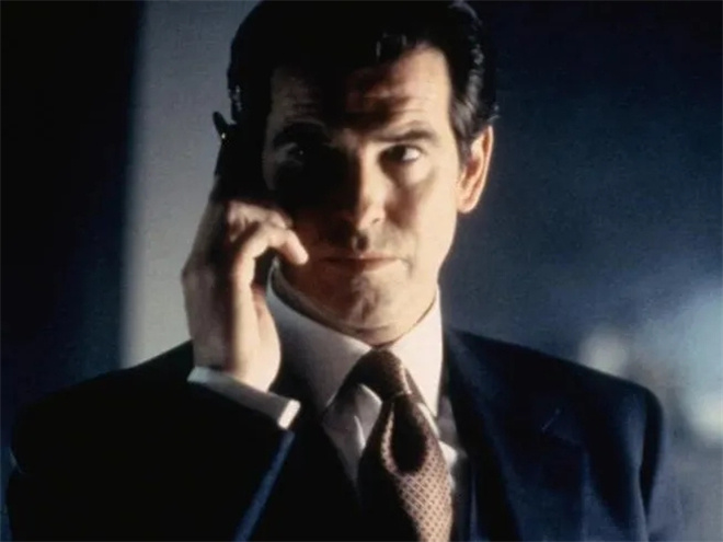 佳片有约|《英伦对决》：成龙不只会打，更会演！