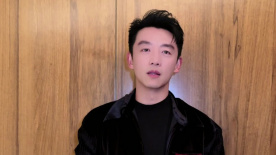 跟着郑恺一起挑战高山滑雪速降，一起来呼伦贝尔解锁冰雪季！