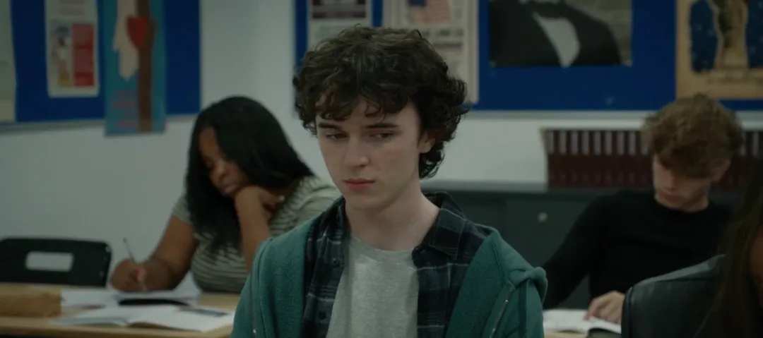 佳片有约《困在心绪里的儿子》 欣赏狼叔的另一面