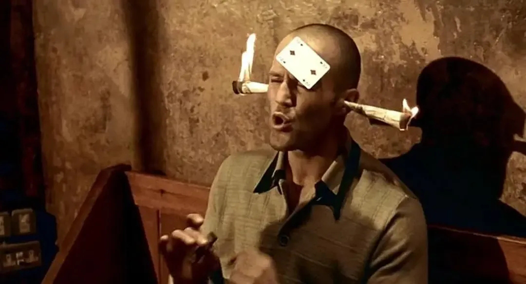 谢苗、杰森·斯坦森30年后硬碰硬,谁能更胜一筹?