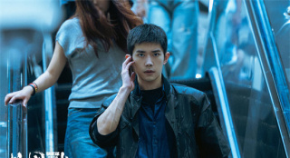 《惊蛰无声》曝预告 易烊千玺朱一龙宋佳暗中博弈