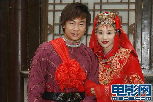 包三姑外传热播章龄之释小龙秀荧幕婚礼