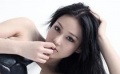 張馨予出席《魁拔》發(fā)布會(huì) 短裙秀美腿春光無限
