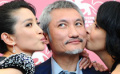 “狄仁杰”威尼斯首映 劉嘉玲、李冰冰爭(zhēng)吻徐克