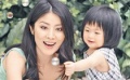 陳慧琳被小演員親到“甜” 珠寶華服美不勝收
