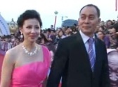 張光北夫婦秀恩愛 于洋與奚美娟攜手出席紅毯