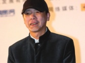 馮小剛與王中磊走上紅毯 笑稱無望蟬聯(lián)最佳導(dǎo)演獎(jiǎng)