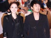 董璇、郭曉冬一同亮相 全黑裝束默契十足