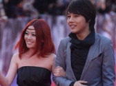 《歌舞青春》劇組年輕主演們走紅毯 彰顯青春活力