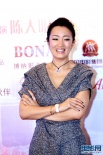 巩俐“饥不择食”连吻富老总 与刘德华贴面暧昧