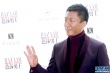 群星闪耀时尚盛典 李菲儿透视装PK巩新亮鱼尾裙